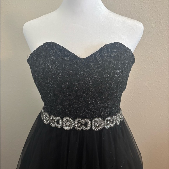 Glitter sparkle dress strapless - Picture 3 of 8